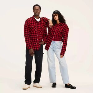 Woolrich Adult Buffalo Check Long Sleeve Button-Down Flannel Shirt Red/Black M